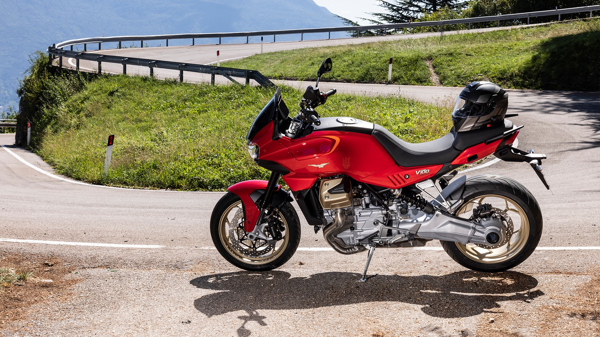 Moto Guzzi V100 Mandello