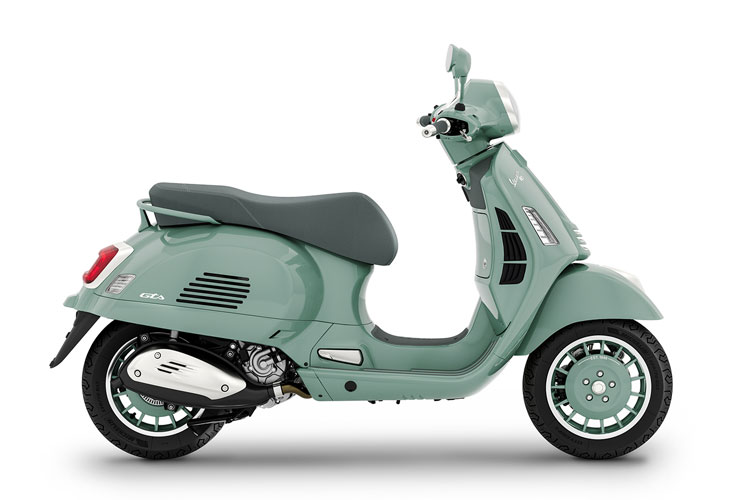 Vespa_GTS_Livrea-80_side_s