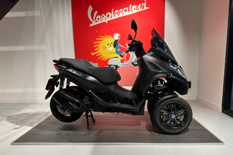 Piaggio MP3 300 HPE