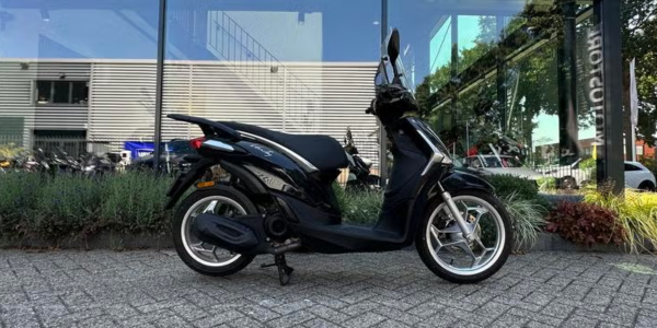 Piaggio Liberty 50 – 2026 – Slechts 430 km